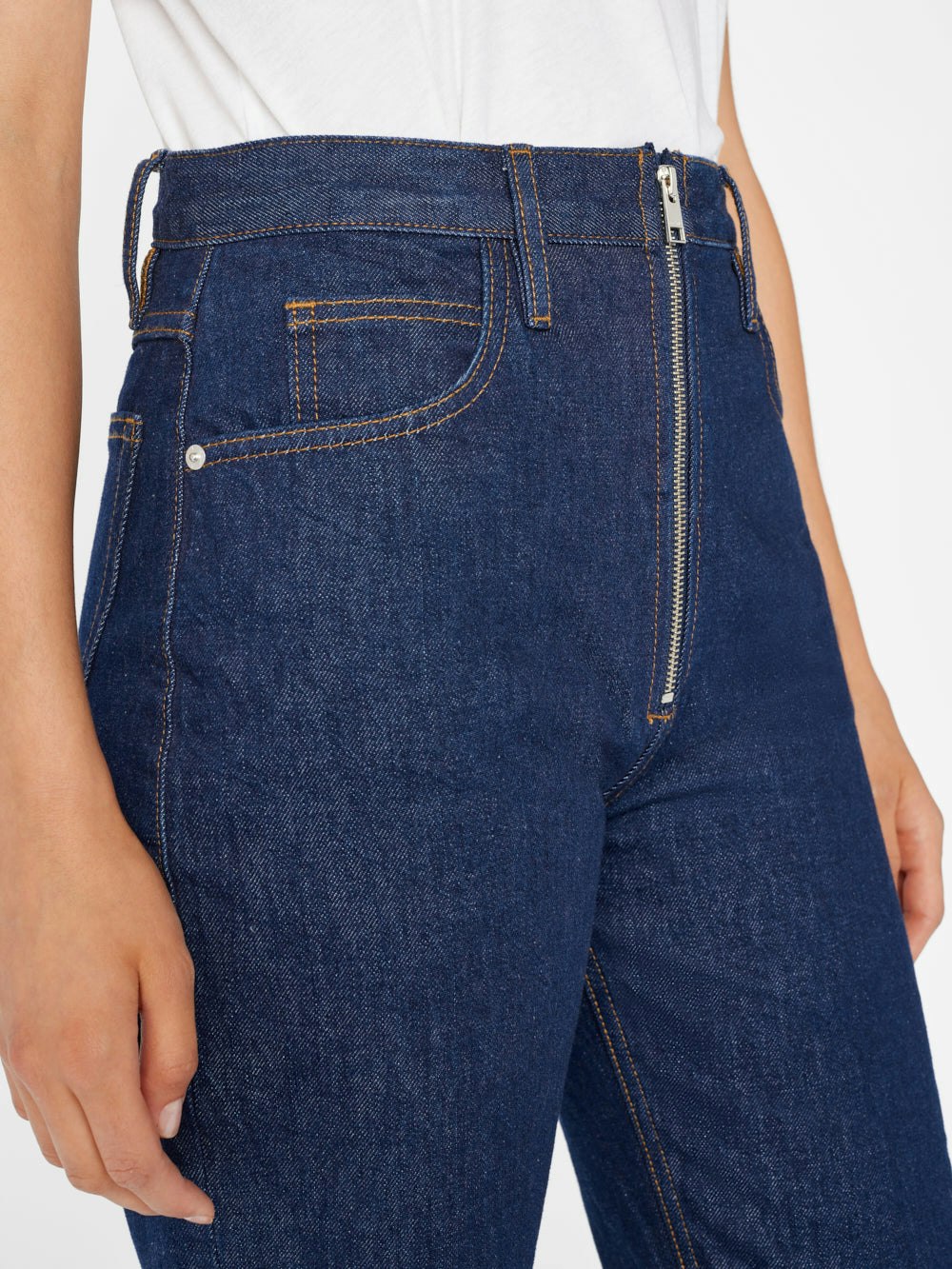 jeans front view alt:size alt:hover